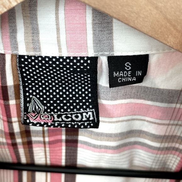 VOLCOM Pink White Plaid Button Shirt - Picture 3 of 4